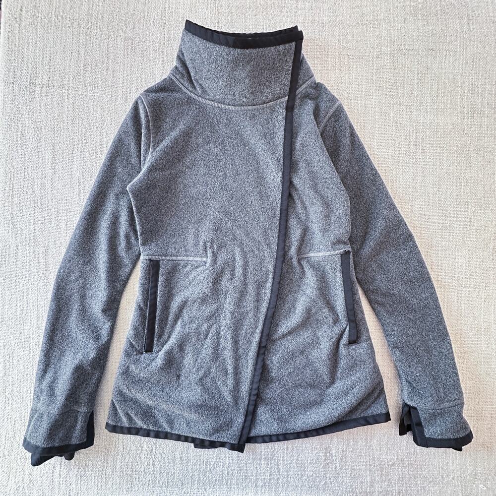 Ivivva by Lululemon Girl's Big Business Wrap Asymmetrical Fleece Jacket VGUC 7